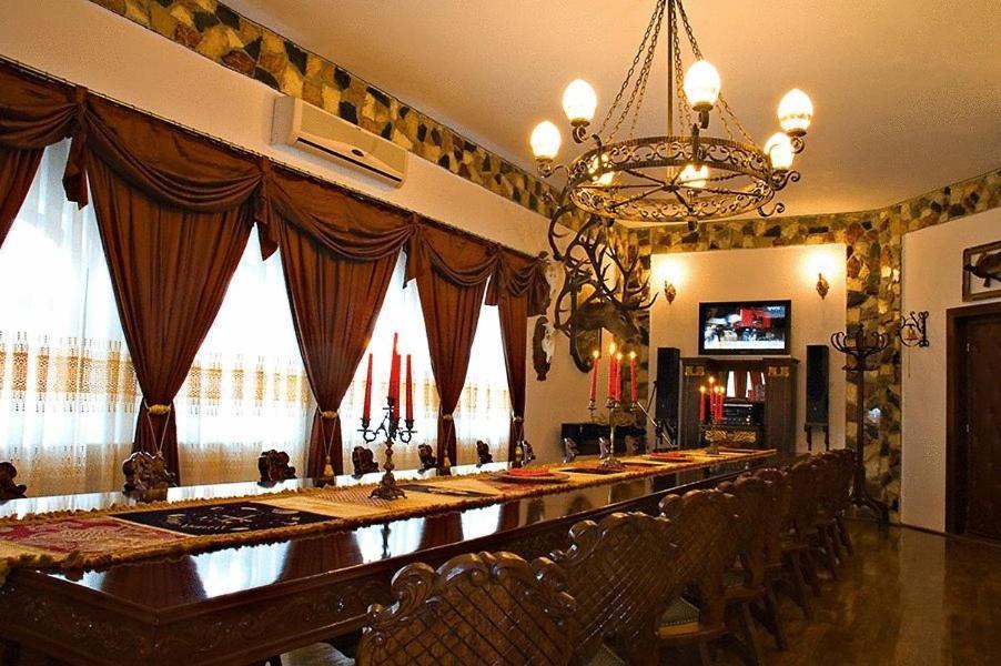 Hunter Prince Castle Hotel Turda Exterior photo